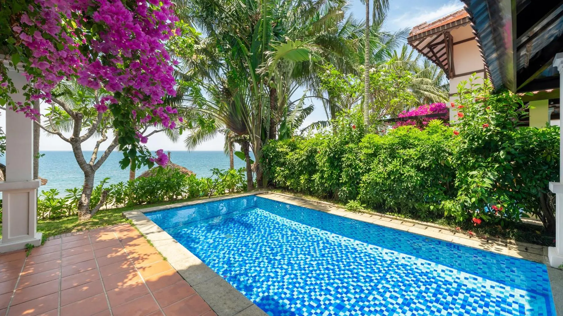 Son Tra Resort & Spa Danang